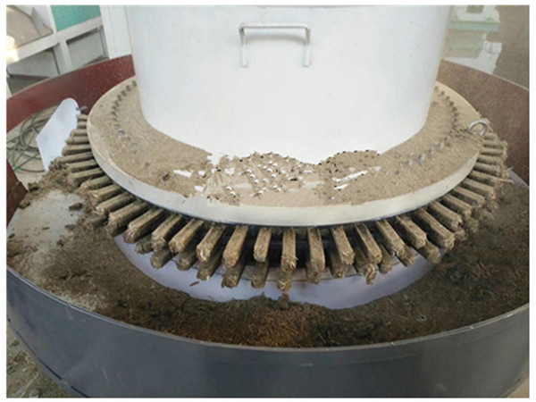 秸稈壓塊機(jī) 秸稈壓塊機(jī)